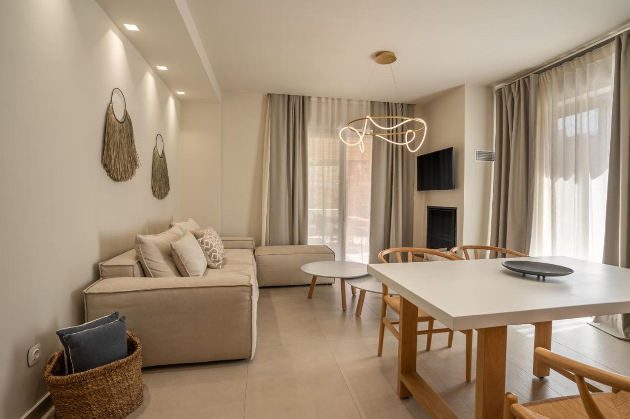 Papadria Villas - Modern Luxury Villas Near Kathisma Beach Tsoukaládhes Extérieur photo